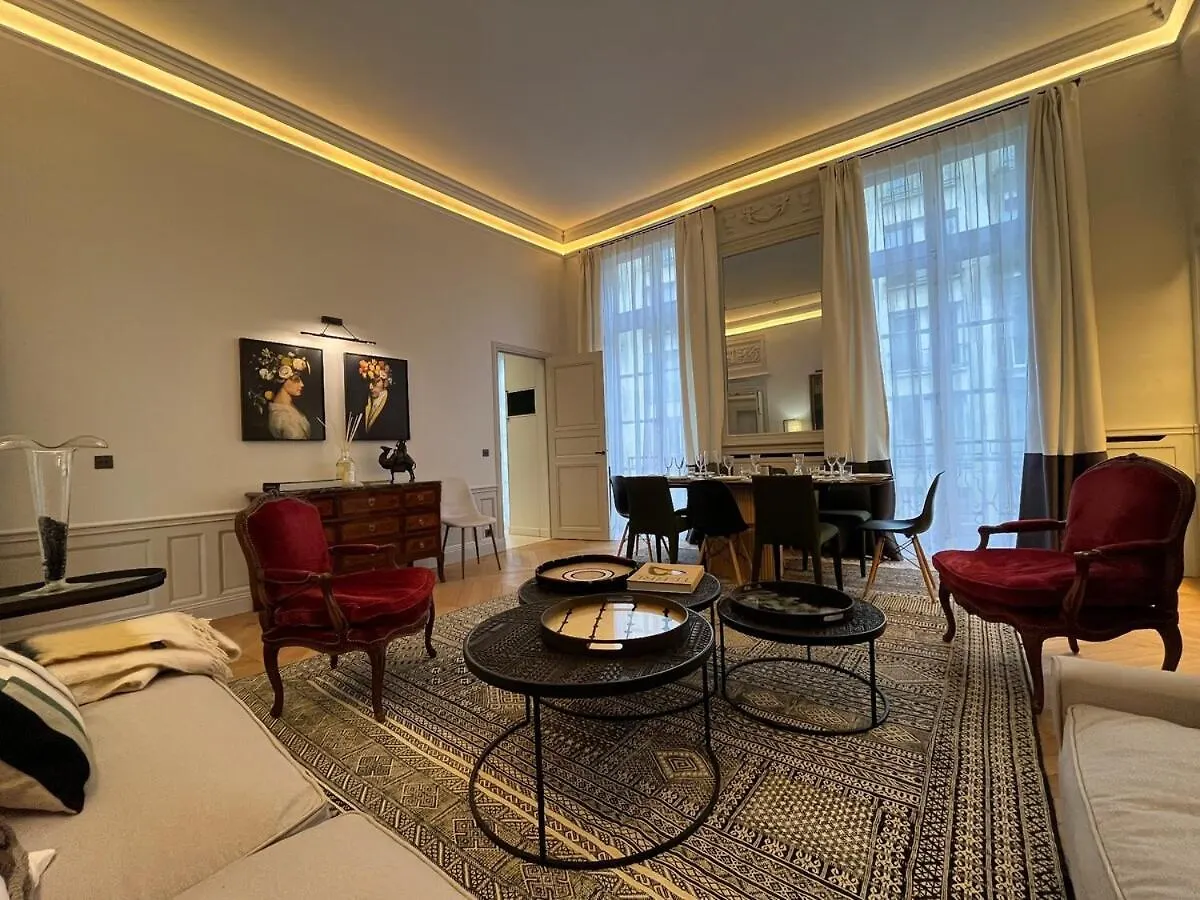 Appartement Luxueux / Historique Proche Bon Marche Paris France